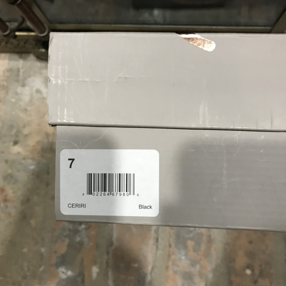 Black floral flats - Picture 4 of 4